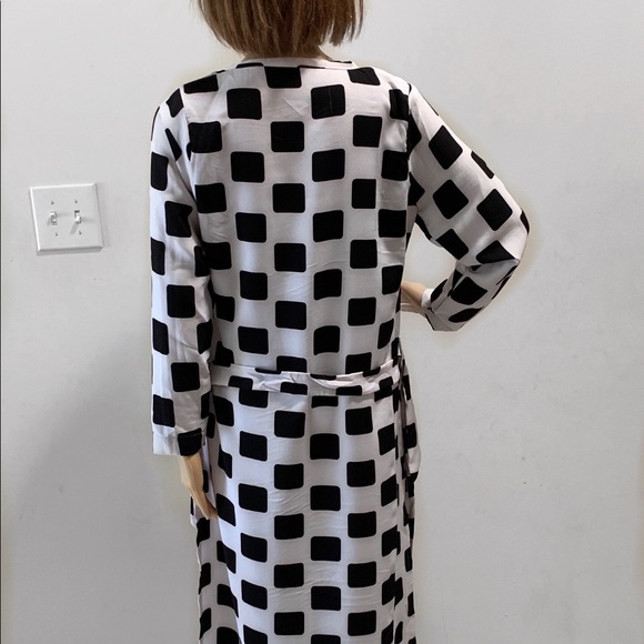 Black And White Belted Cardigan - Picture 6 of 6